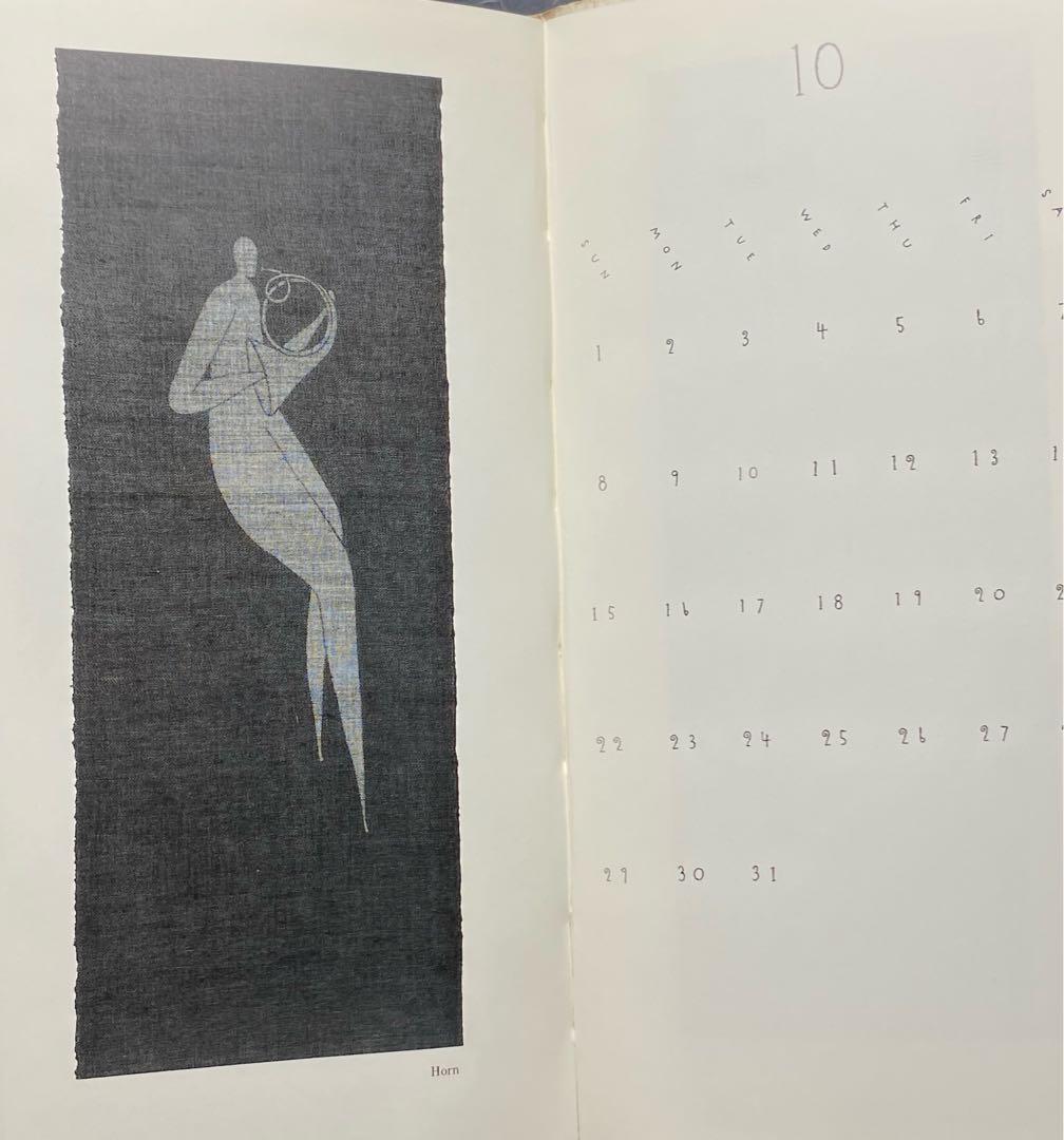 望月通陽　草木染めタペストリー　「奏でる器」からー　「バンドネオン」