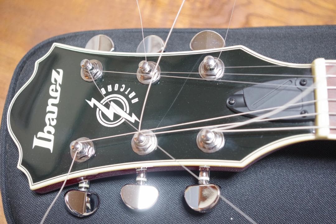 アイバニーズ　Ibanez AFS75T TRD ほぼ未使用品　値引き不可