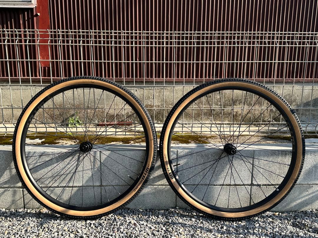 WTB STi23 シマノ11,12s対応 前後ホイール グラベル タイヤ付