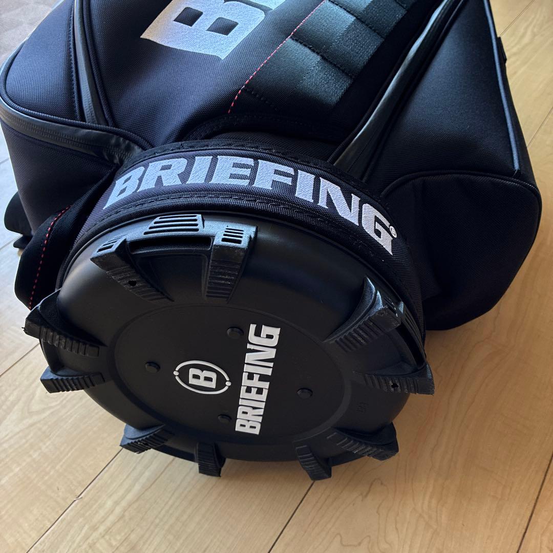 BRIEFING ブラック キャディバッグCR-3 ヘッド、アイアンカバー