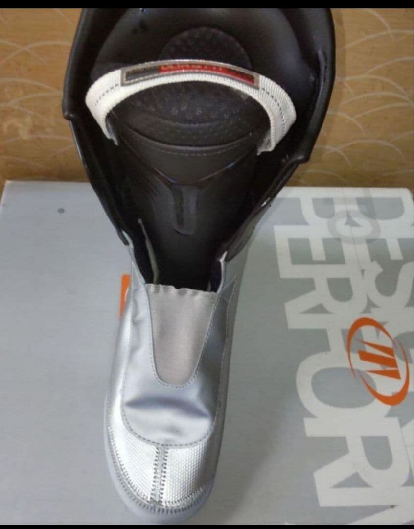 新品未使用保管品 TECNICA テクニカ Ｒ9.5 110