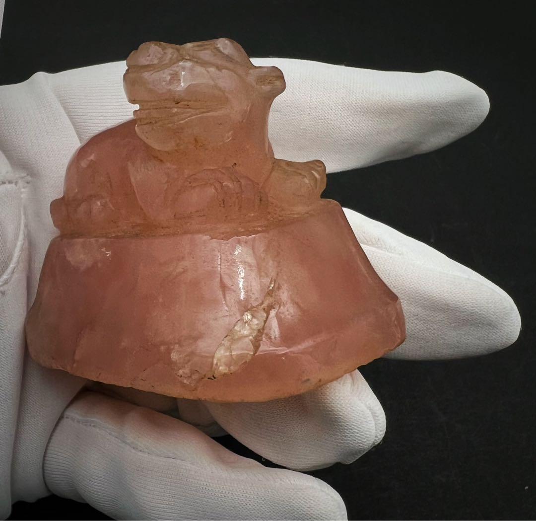 中国美術 古玩 粉水晶獸紋樣壺　彫刻置物