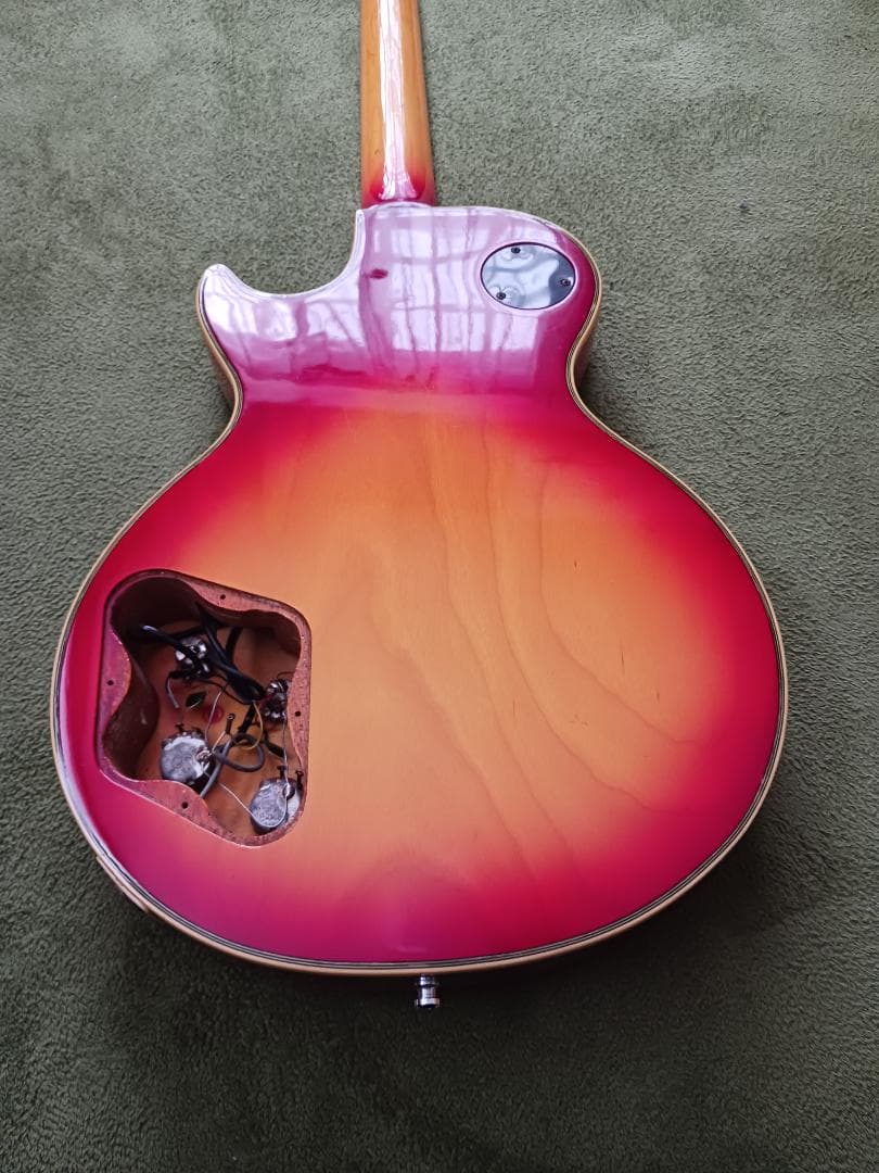 グレコ（GRECO ）ギター　レスポール EG600