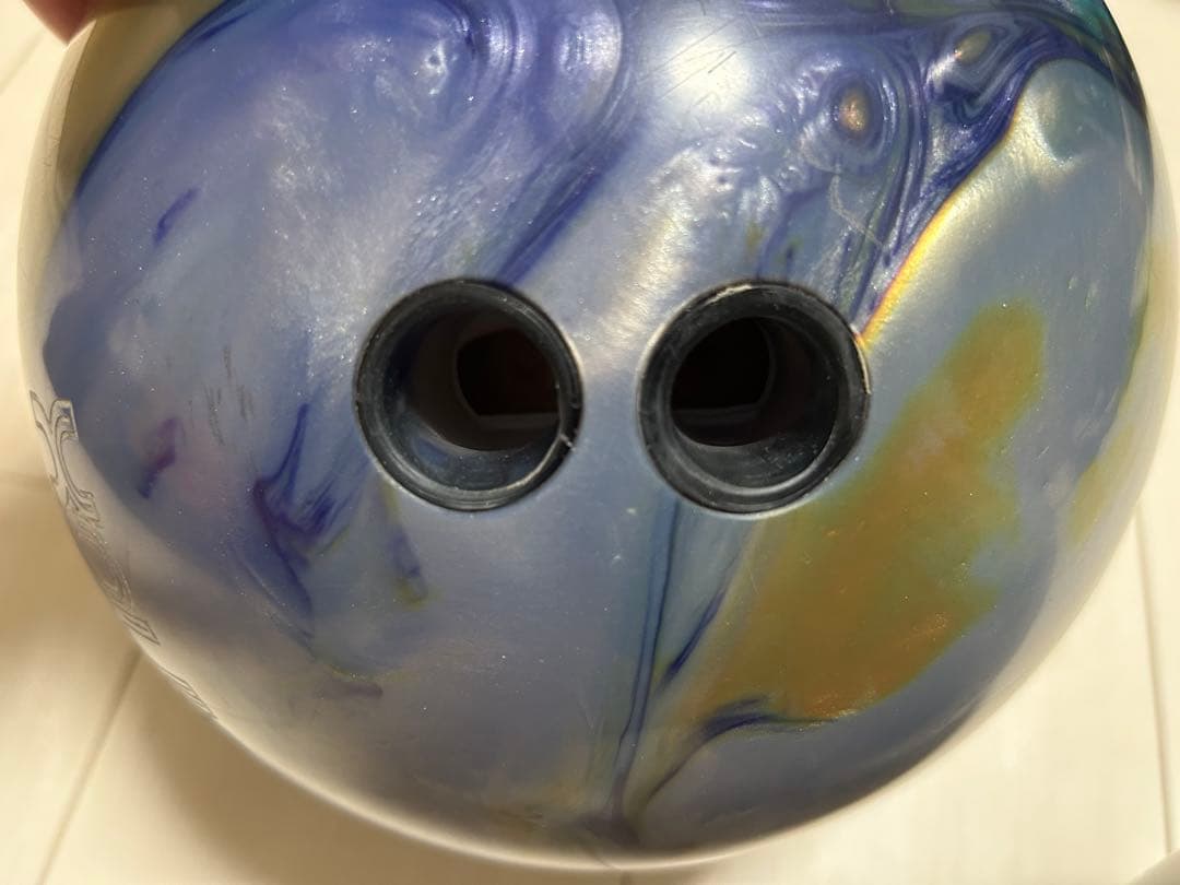 STORM EQUINOX ボウリングボール 15ポンド4oz サムレス