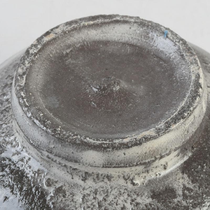 茶道具　出雲焼　十一代　長岡空権作　片身替　茶碗　共箱　V　9739