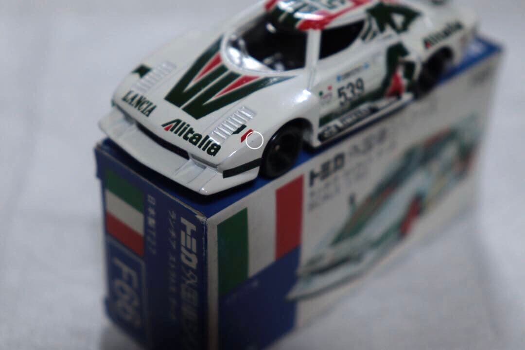 日本製　トミカ　外国車シリーズ　ランチア　ストラトス　ターボ　F66 539