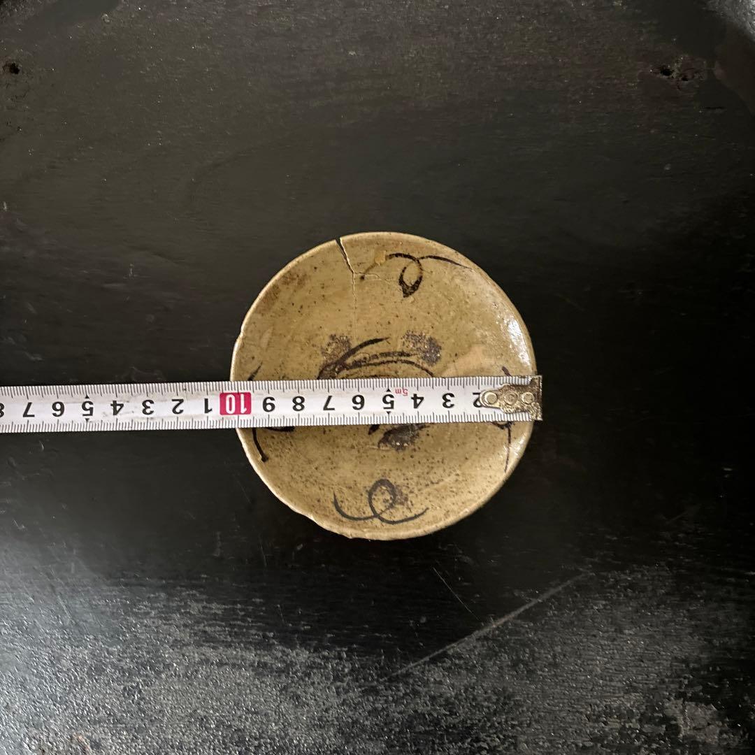 古唐津　兎小皿　うさぎ　武雄系小峠窯　平盃　骨董　検:白洲正子　西岡小十　李朝