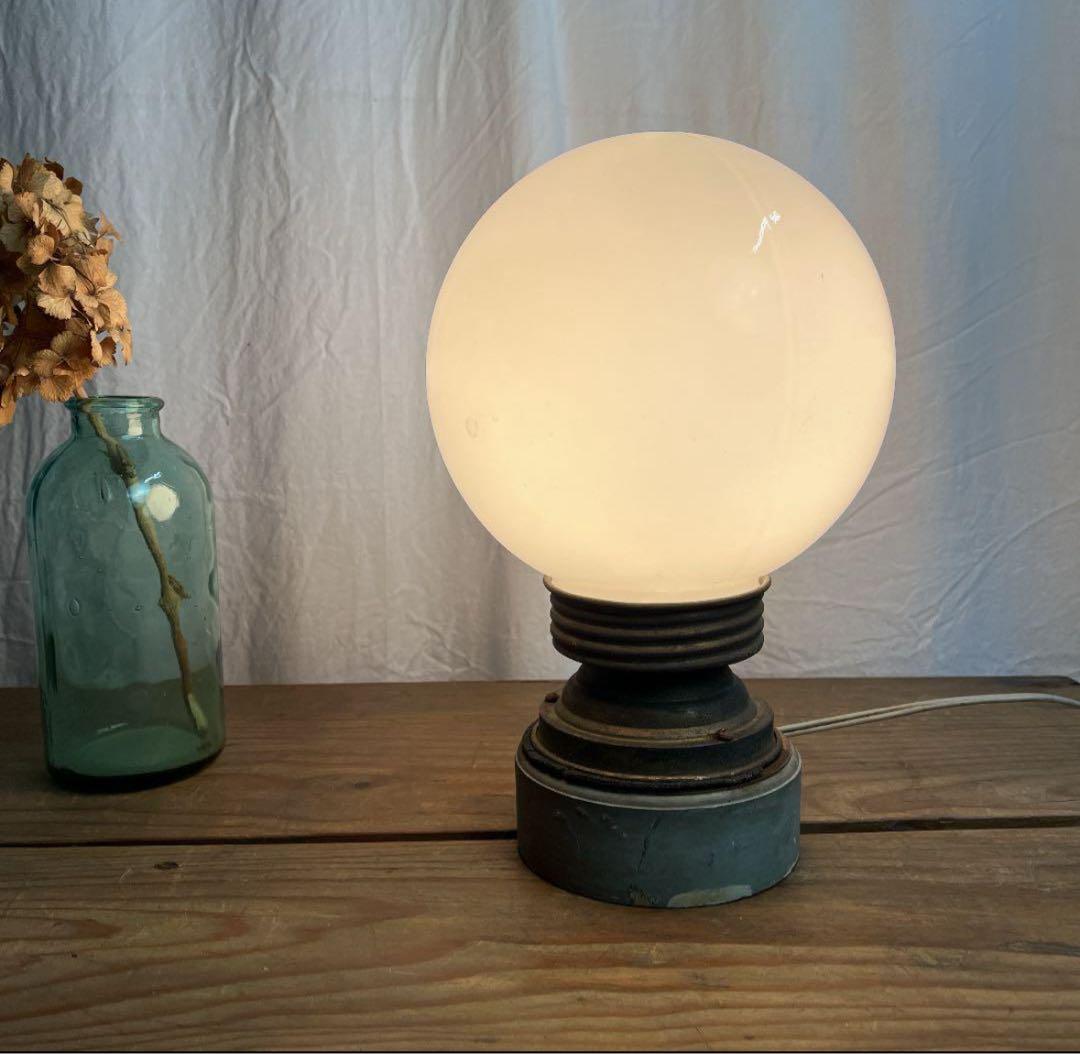 値下げ中★アンティーク古道具◾️古硝子 ミルクガラス 間接照明 テーブルランプ