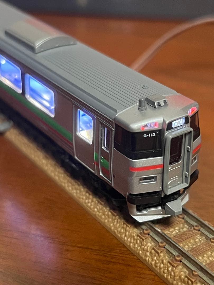 731系いしかりライナー3両セット　kato ライト室内灯点灯動力動作確認済