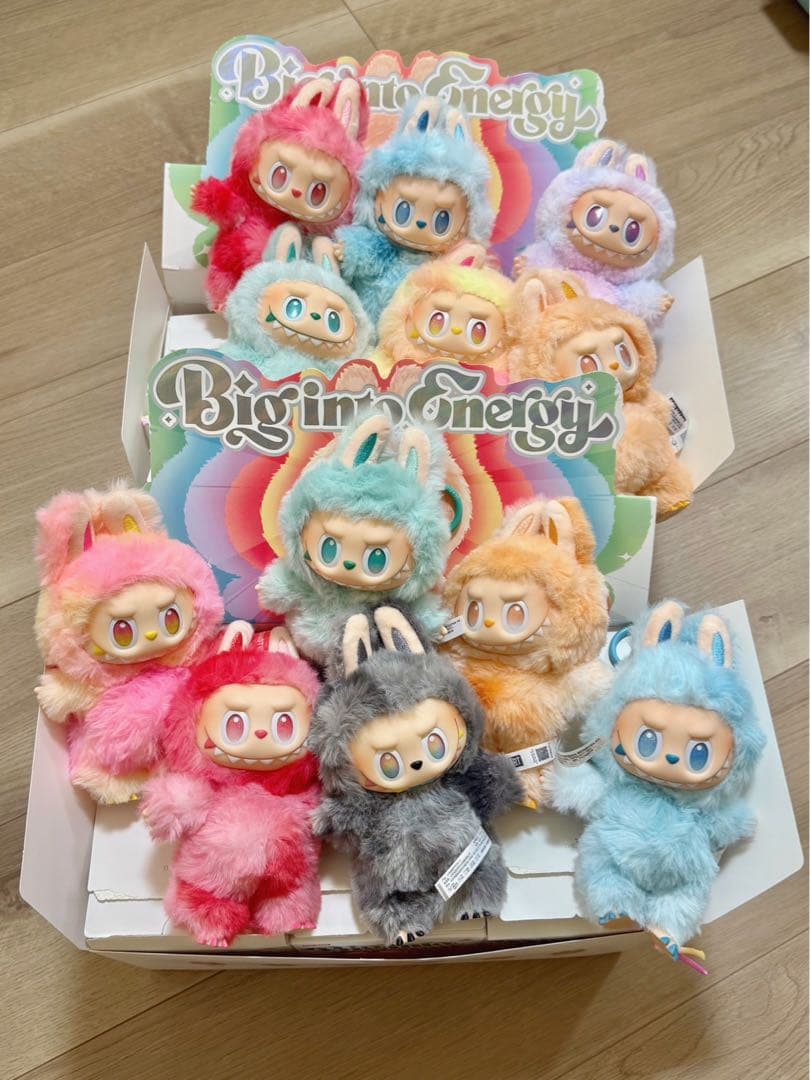 THE MONSTERS Big into Energy ラブブ シークレット