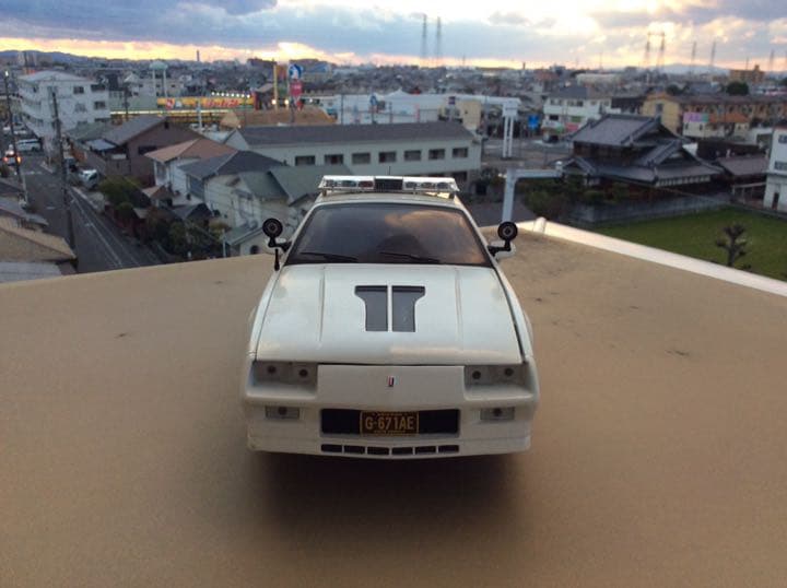 カマロ パトカー 1/18