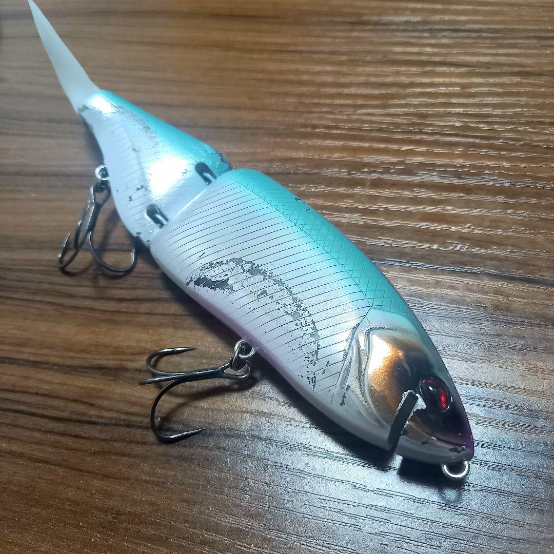 タッキータイニークラッシュ 、TRIBE WEED vr2、リップ、テール