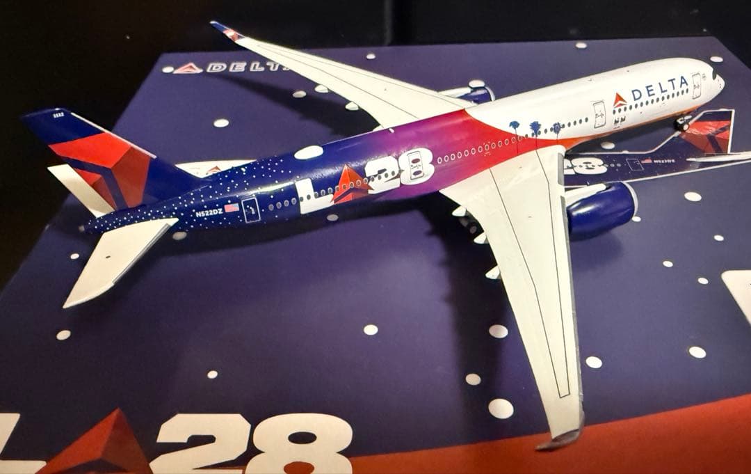 【レア】デルタ航空 A350-900 特別塗装機 1/400 飛行機模型