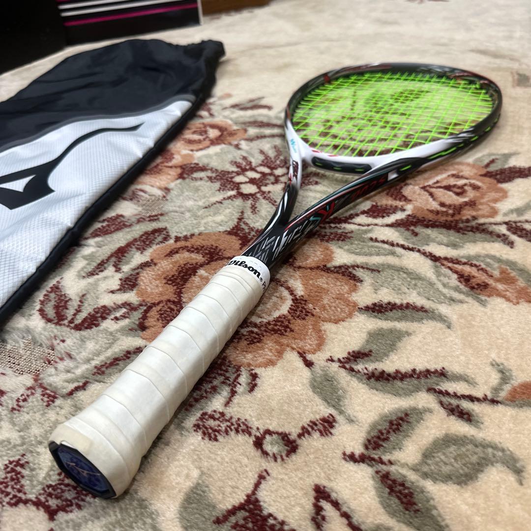 美品　ミズノ　ソフトテニス用ラケット　Ｖ