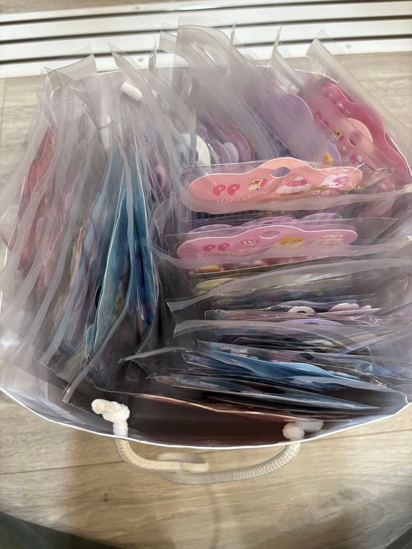 【本日限定価格】キャラクターぷっくり・ボンボンドロップ風3Dシール　60枚