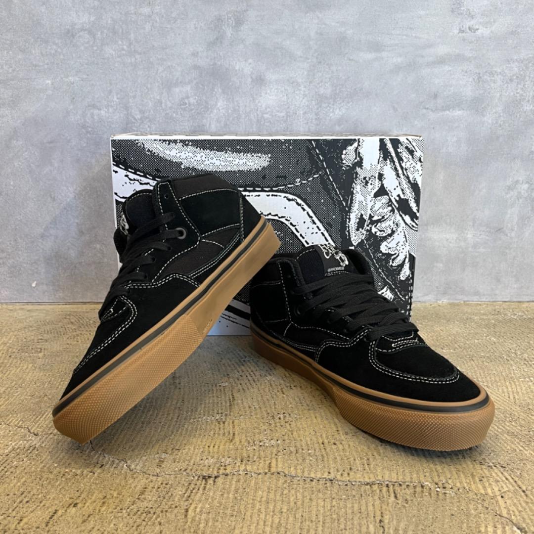 新品 VANS SKATE HALF CAB BLACK&GUM 25.5cm