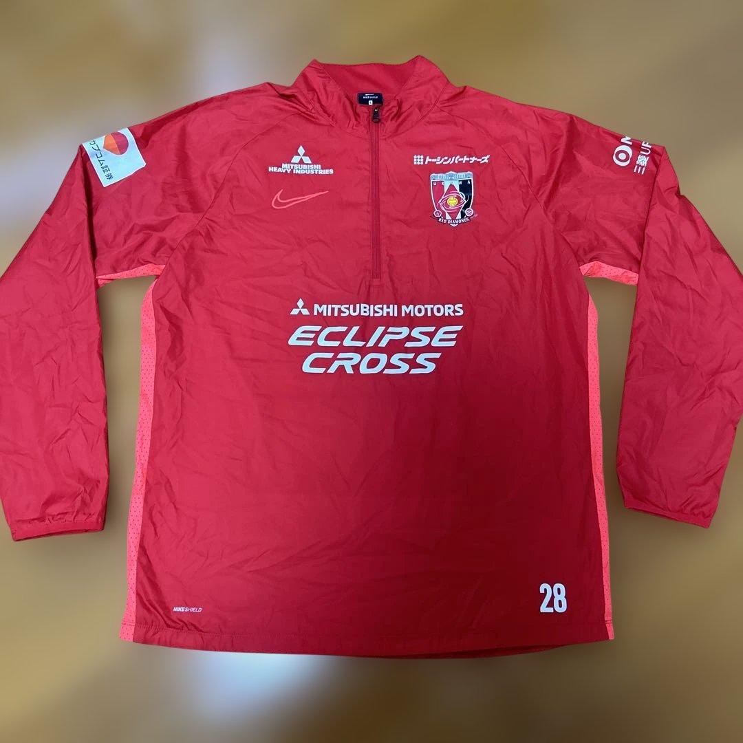 浦和レッズ Nike Shield ウィンドブレーカー L