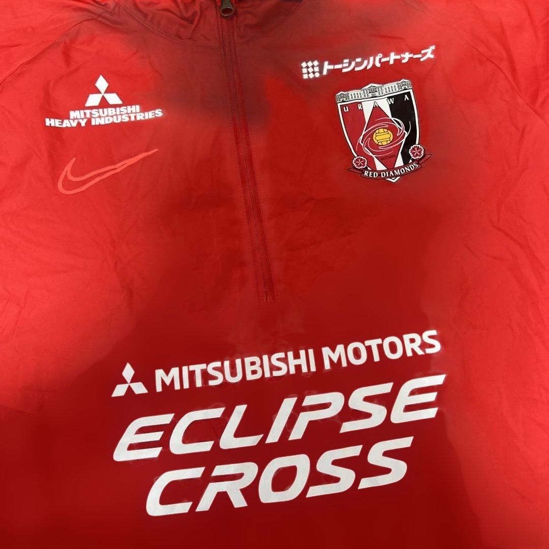 浦和レッズ Nike Shield ウィンドブレーカー L