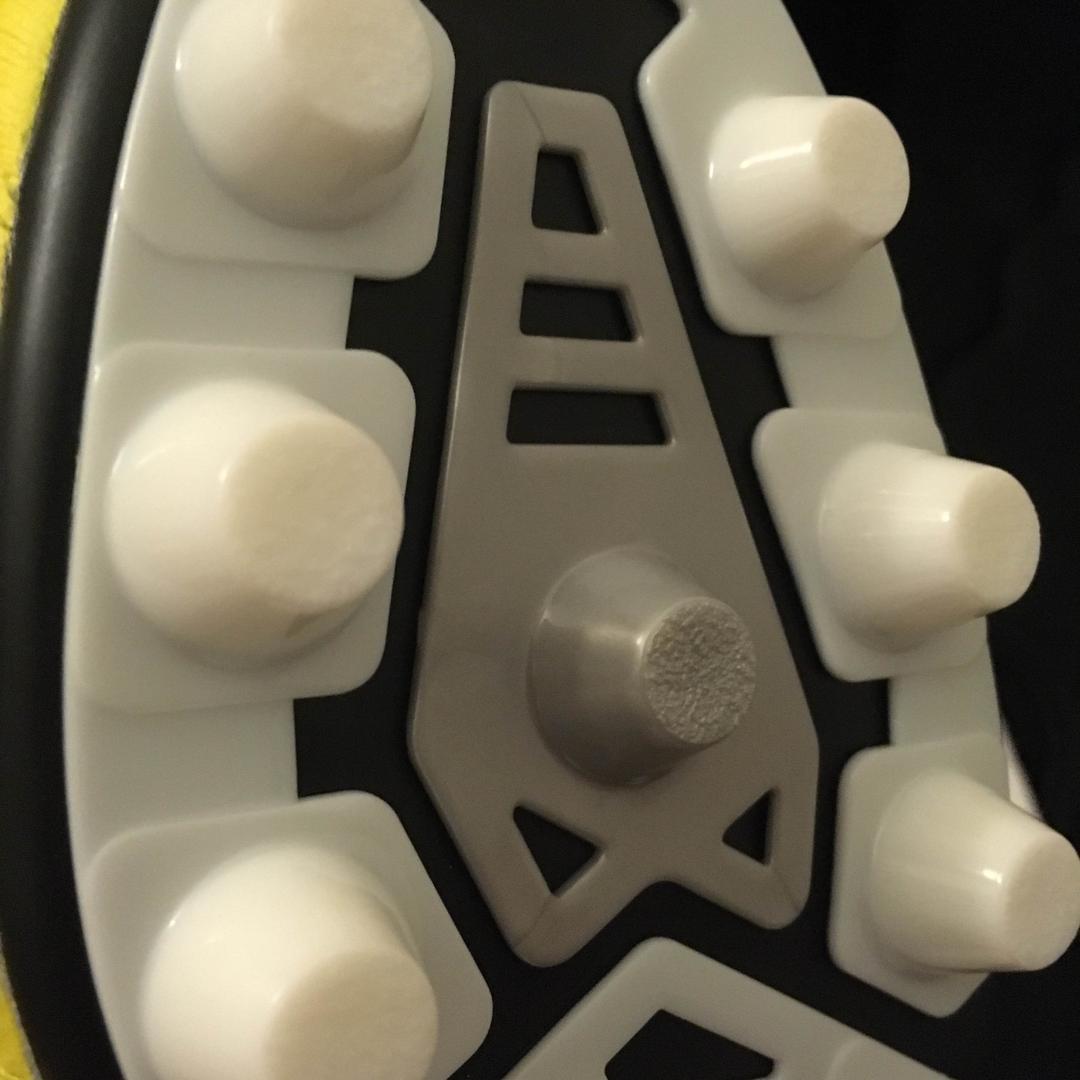 モレリア 26.5 30周年 限定 イエロー 新品 未使用 タグ付き