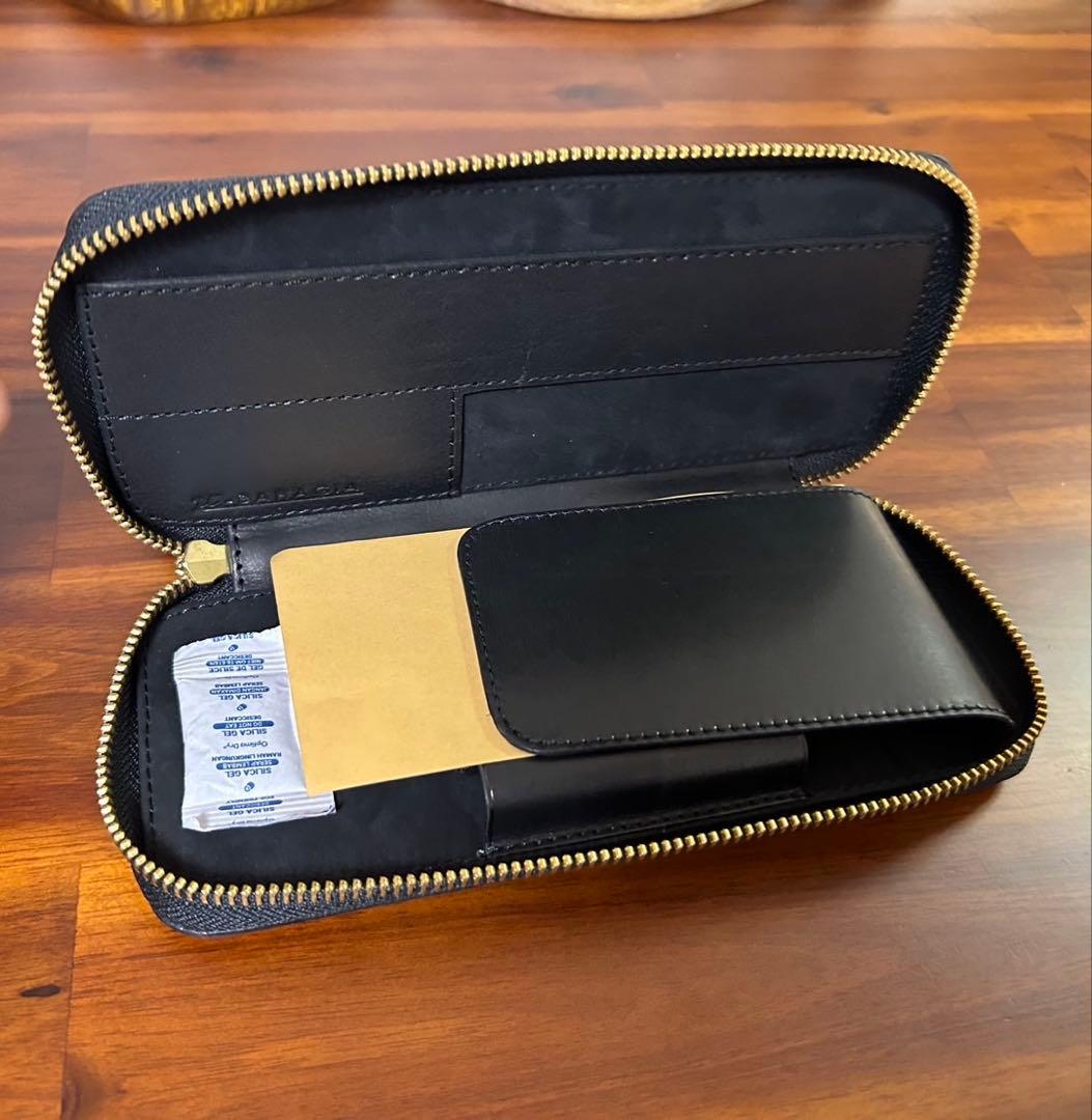 バハギア　Bagagia&Craft ラウンドジップペンケース ネロ　プエブロ