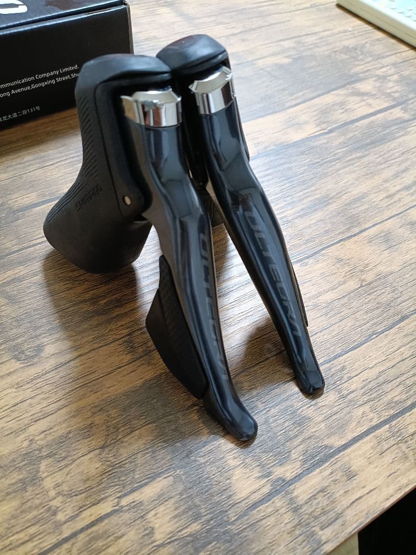 【極美品】SHIMANO ULTEGRA ST-R8150 Di2STI 12S