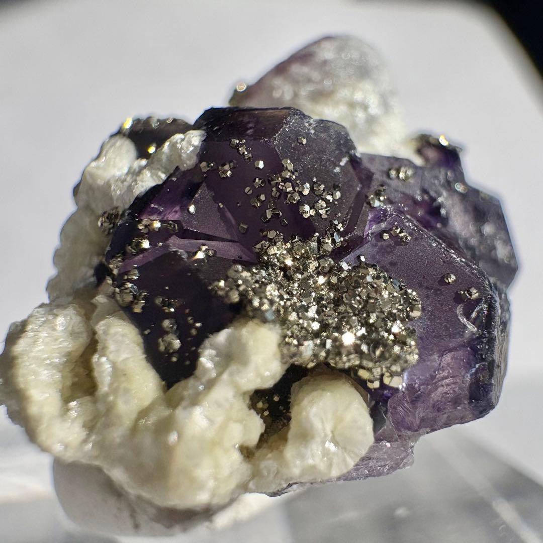 524 中国 内モンゴル産 レアタイプ フローライト&パイライト&クォーツ