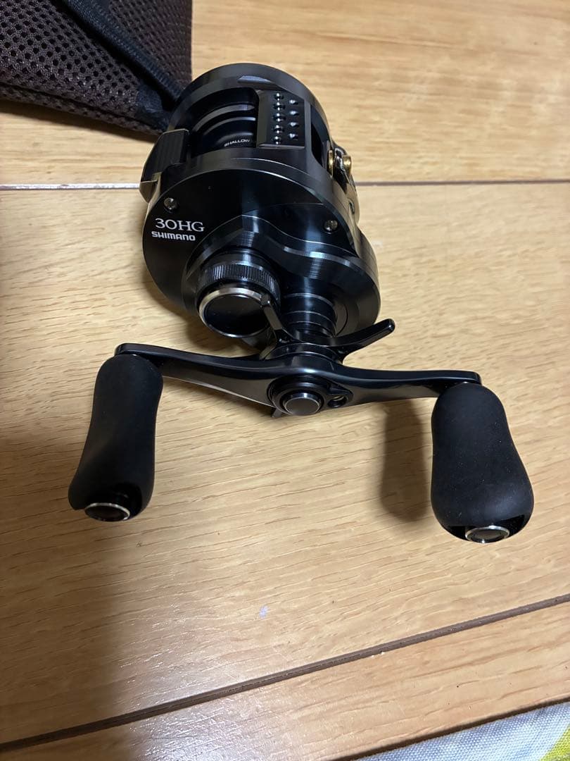 シマノ　24カルカッタコンクエスト シャローエディション 30HG 超美品