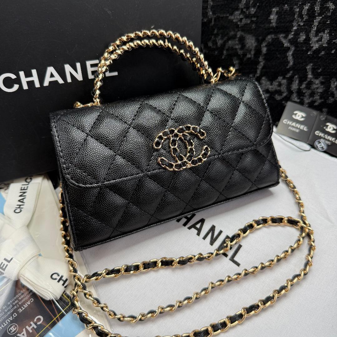 【本日限定特価】CHANEL　ノベルティ　ブラックレザー ショルダーバッグ
