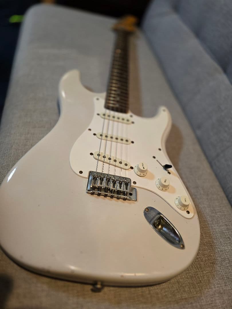 ※ジャンク SPLENDOR エレキギター ホワイト