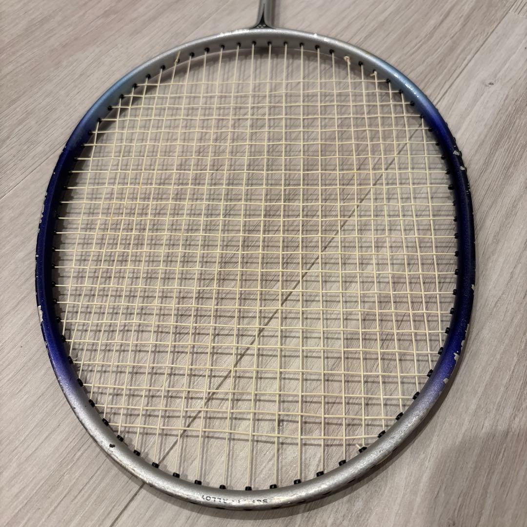 ヨネックス バドミントンラケット 4本セット