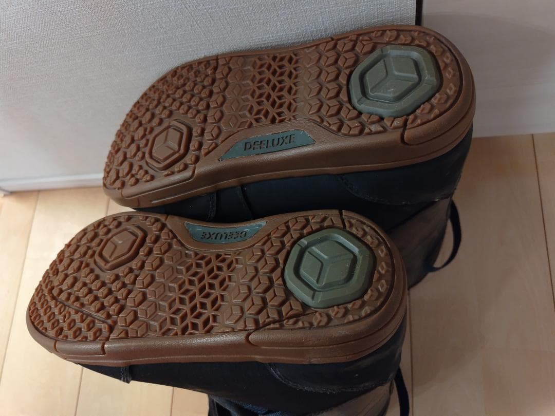 DEELUXE AREth RIN (ディーラックス アース リン)