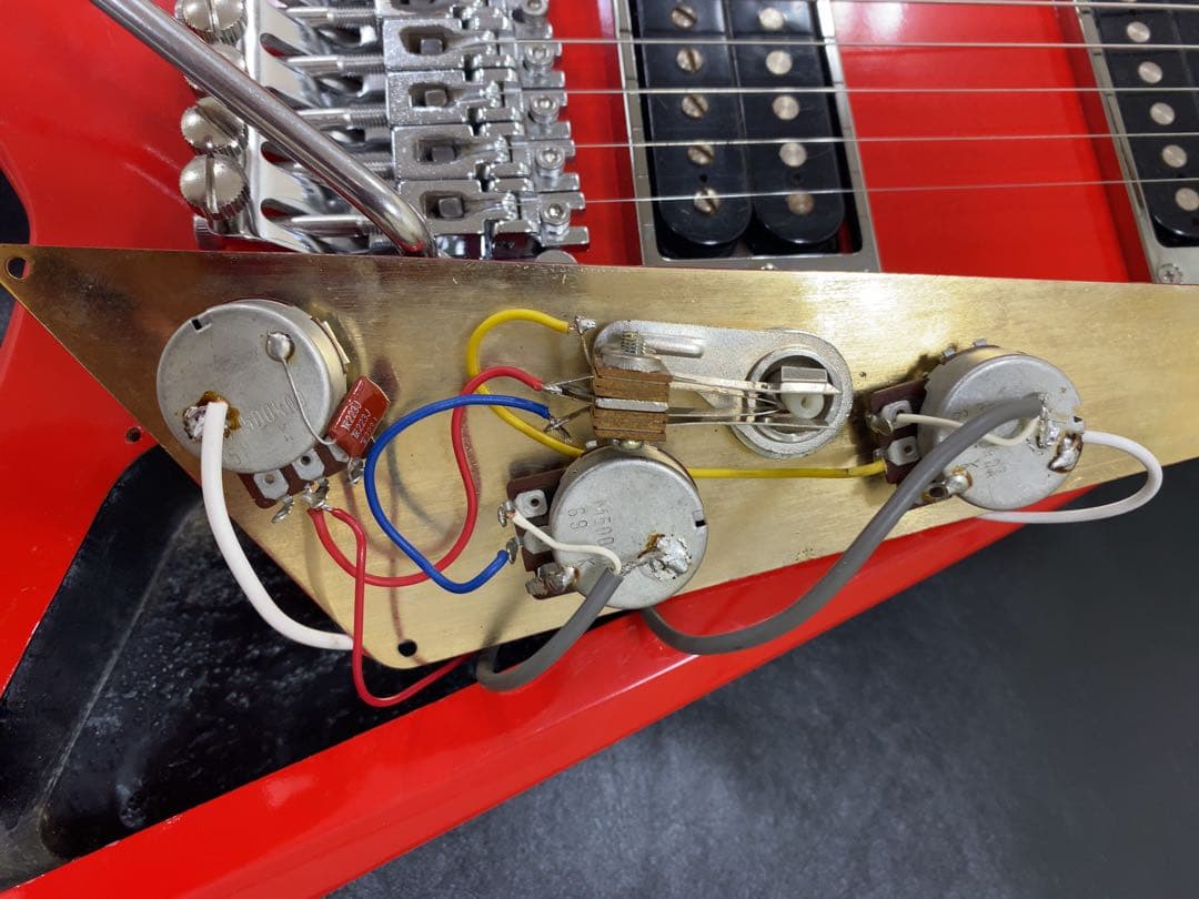 1987年製 フェルナンデスJS-100 スペックアップMOD ランディV