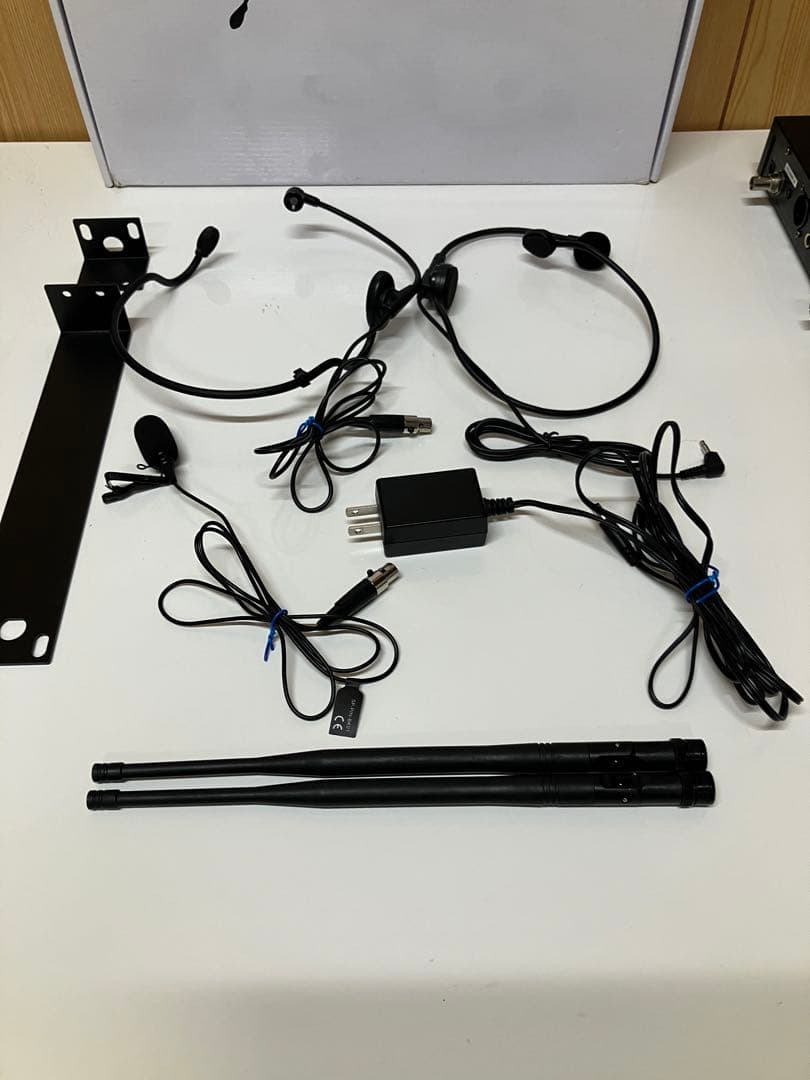 E02 SOUND PURE サウンドピュア ワイヤレスマイク 受信機　付属品有