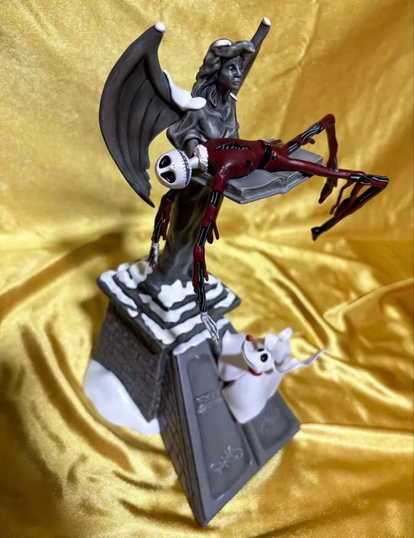 ナイトメアビフォアクリスマス　ジャック　ゼロ　ライト　ショーケース　エネスコ