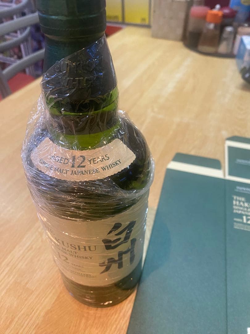 ウイスキー白州12年サントリ