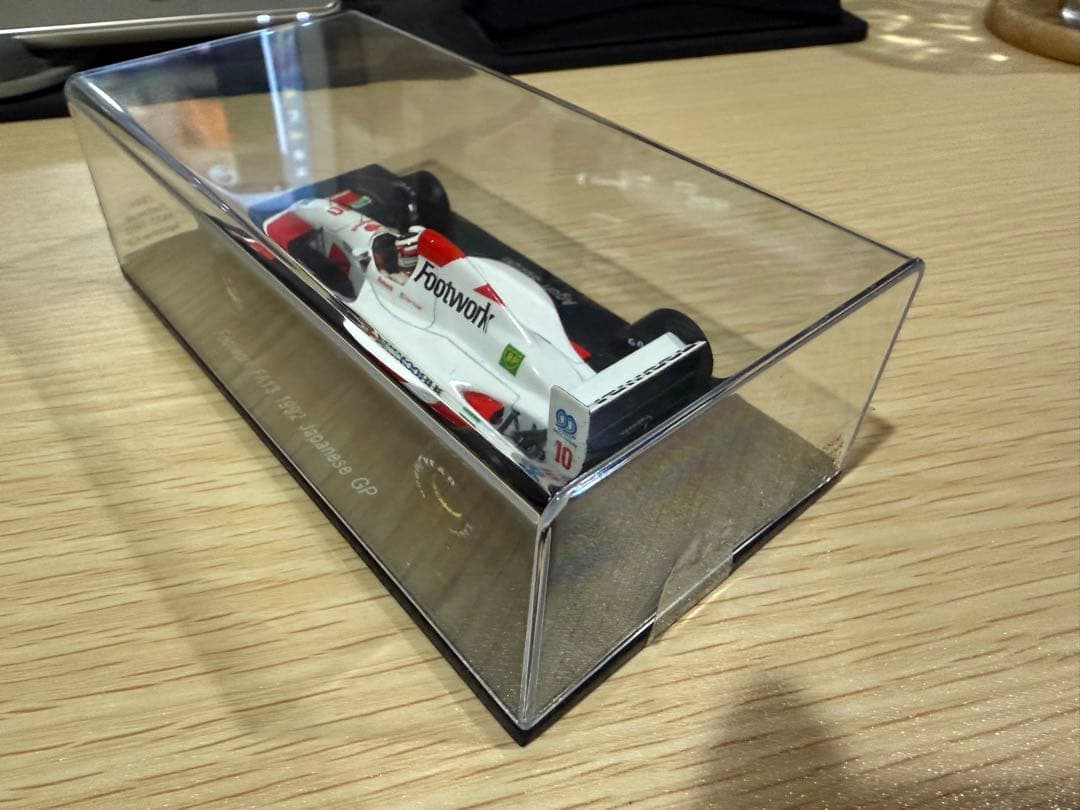 Racing on特注 スパーク 1/43 フットワーク FA13 鈴木亜久里