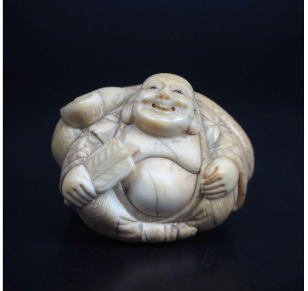 送料無料　時代物　古牙彫根付　幅4.5ｃｍ　重27ｇ