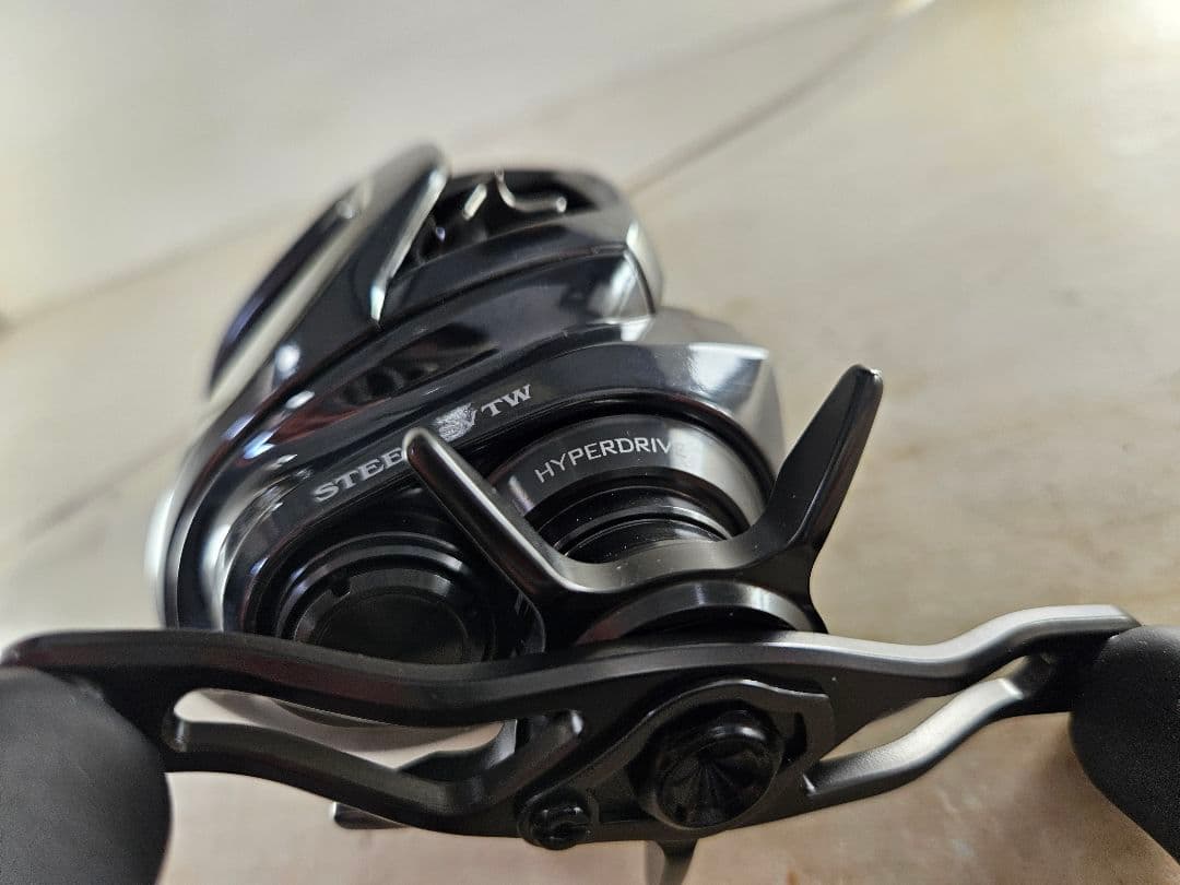 ダイワ　２４ＳＴＥＥＺ　ＳＶ　ＴＷ　１００ＸＨ スティーズ 30分使用のみ