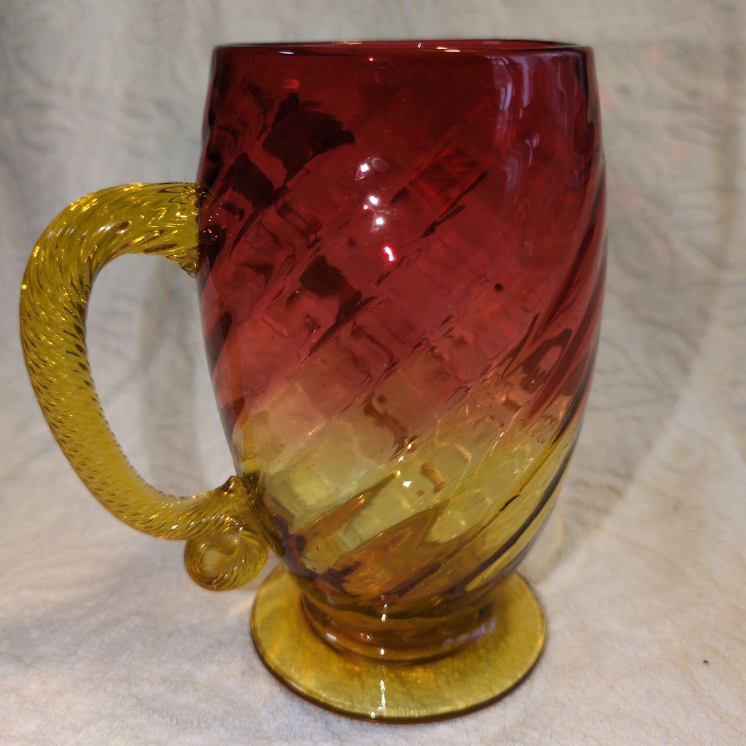 再再お値下げしました❢オールドバカラ、赤と金のつる花柄グラス 超希少のお品物です