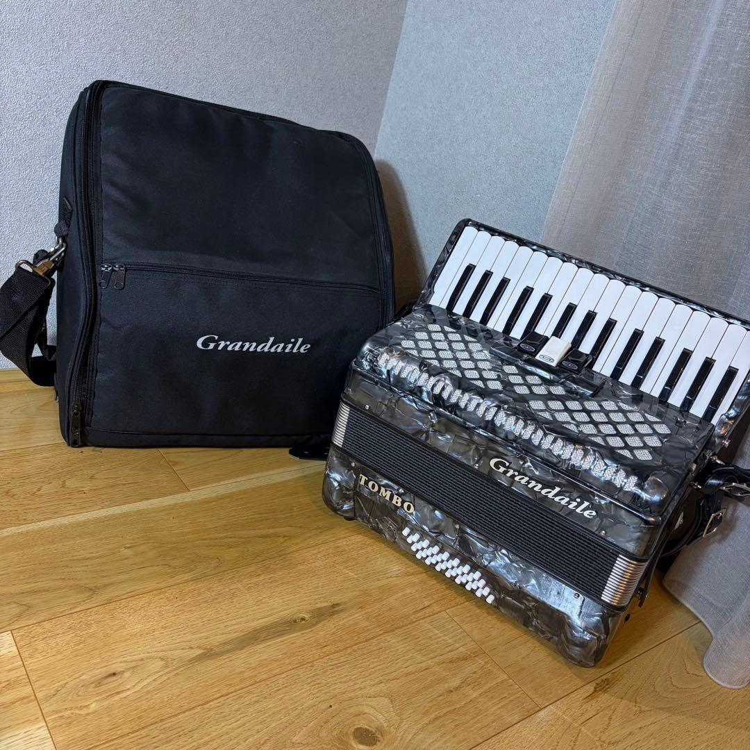 【未使用級】TOMBO トンボ Grandaile アコーディオン GT-32
