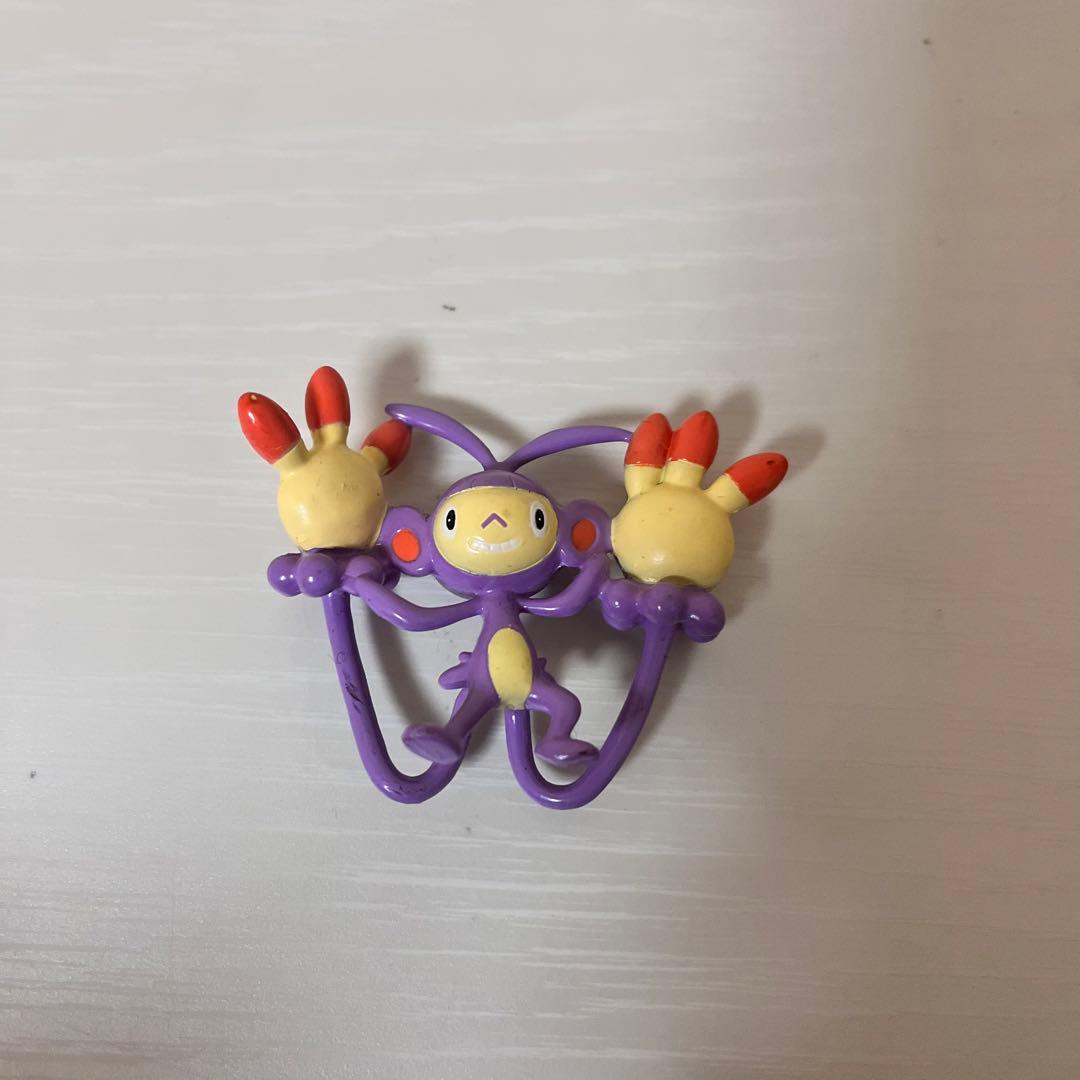 エテボース　フィギュア　ポケモン