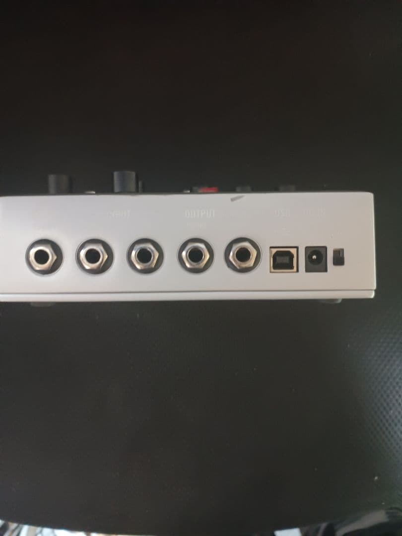 Line 6 HX Stomp Silver Edition＆BOSS FS7