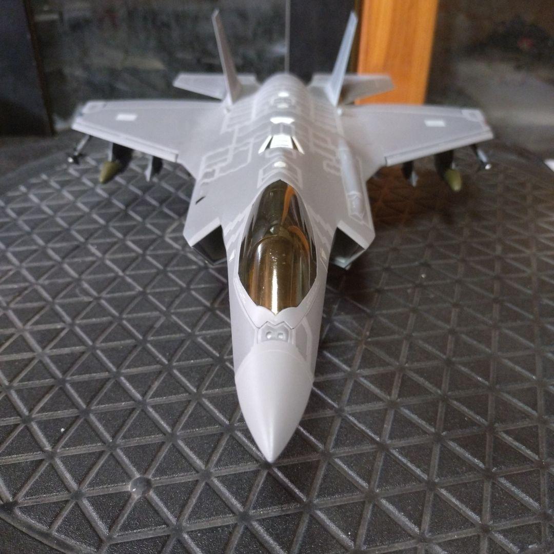 モンモデル 1/48 F35AライトニングⅡプラモデル塗装済み完成品