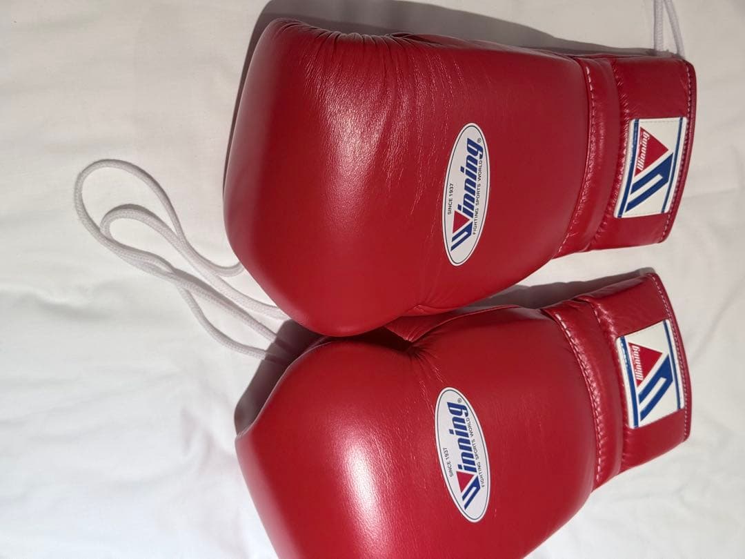 Winning ボクシンググローブ 16 oz 赤