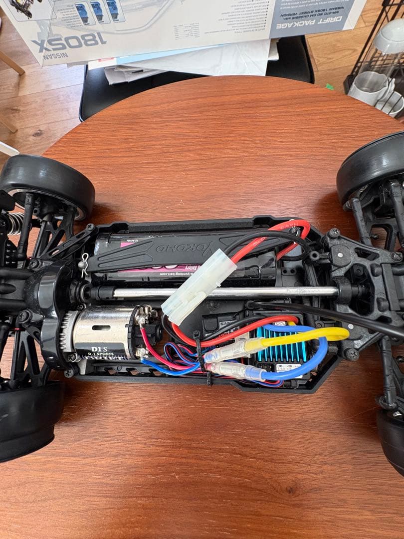 Yokomo DRIFT PROJECT 1/10スケールRCカーキット