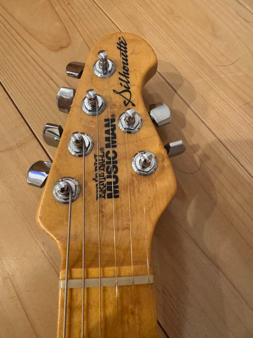 【xxx toosee 】MusicMan Silhouette