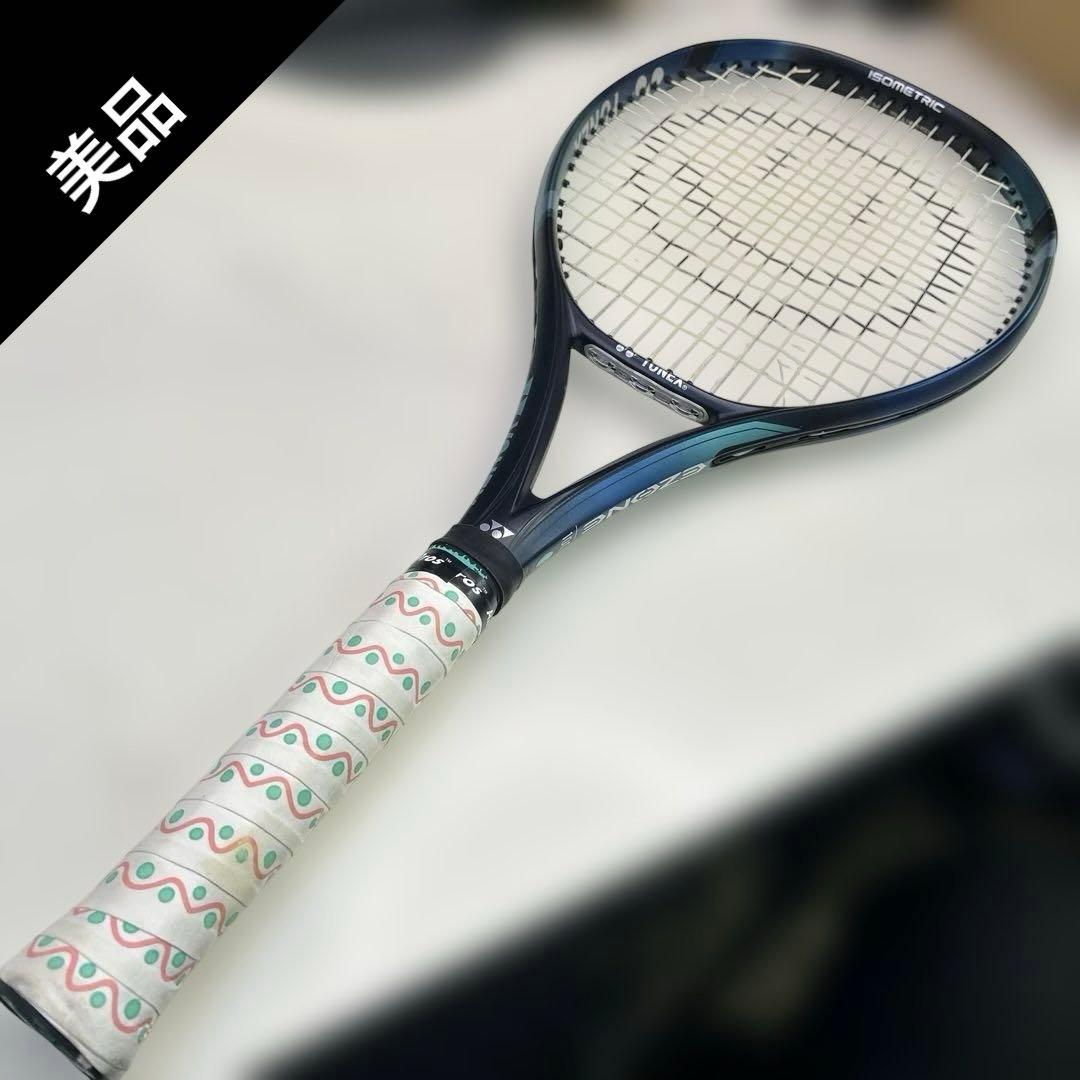 7059【美品】 YONEX Ezone100 2022 G2 テニスラケット