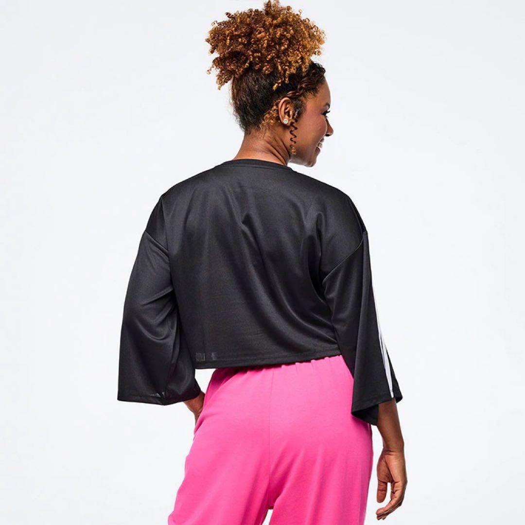 新品　正規品　ズンバ　 S Tシャツ　トップス