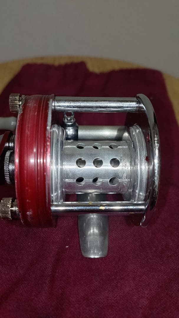 ラングレー　ルアーキャスト　左ハンドル