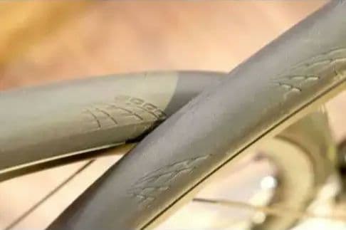 キシリウムエリート UST DISC チューブレス ホイールセット